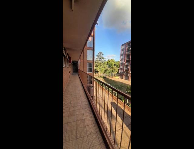 2 BEDROOM APARTMENT FOR SALE IN MUCKLENEUK